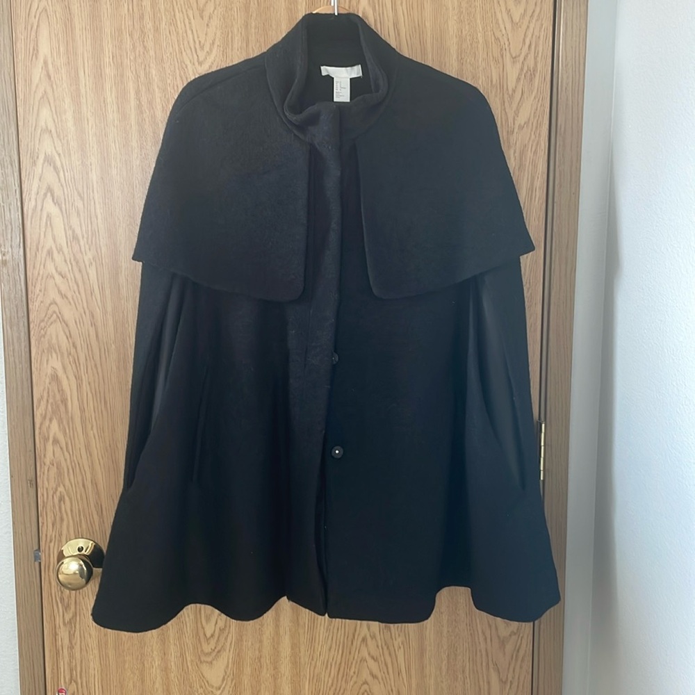 H & M cape